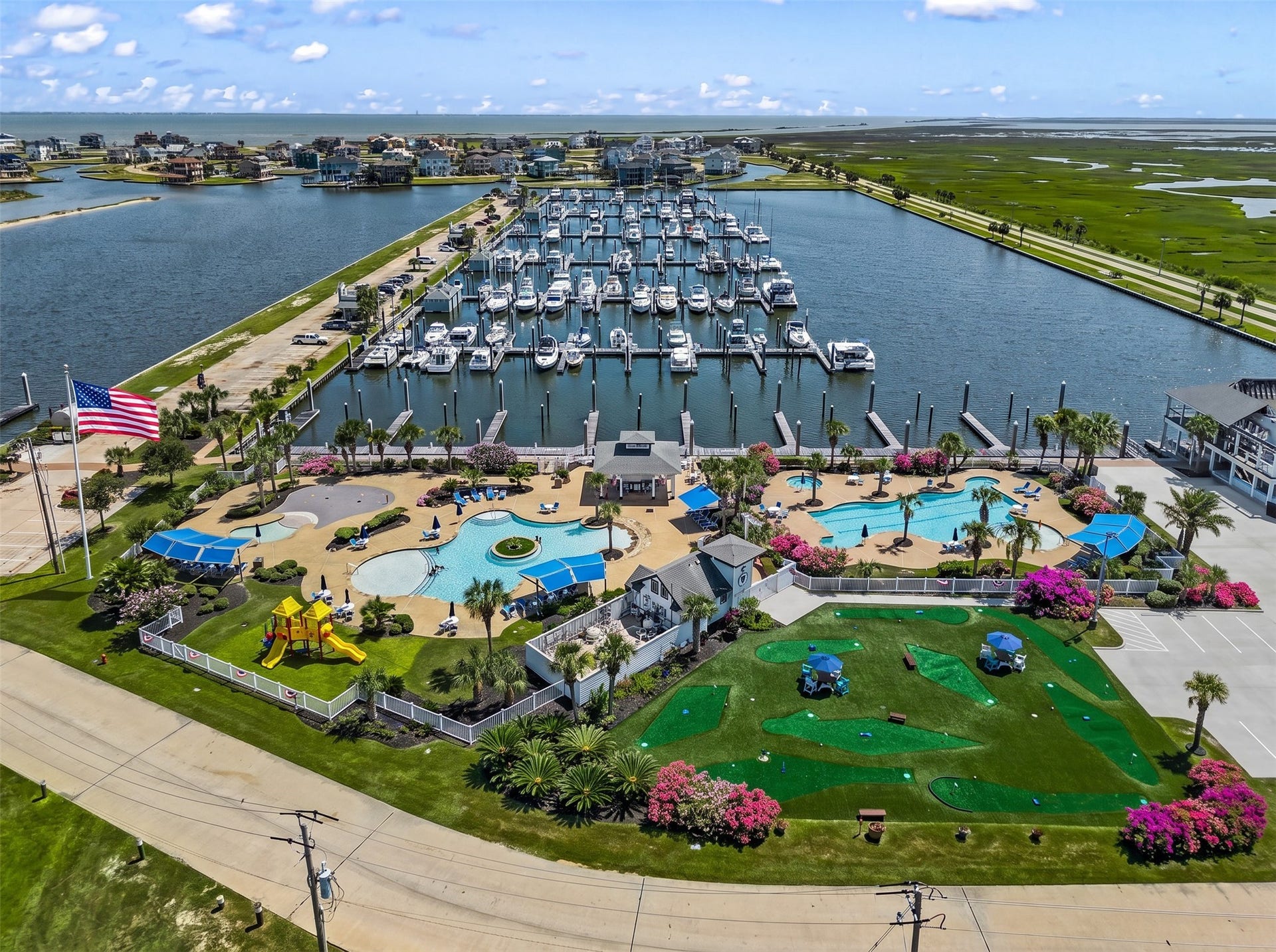 49 Shell Key, Hitchcock, TX 77563 On land, residents enjoy resort-style pools, a fitness center, lighted tennis courts, putt put golf, a playground, kayak launches, private fishing piers, and miles of hike and bike trails through wetlands and green spaces.