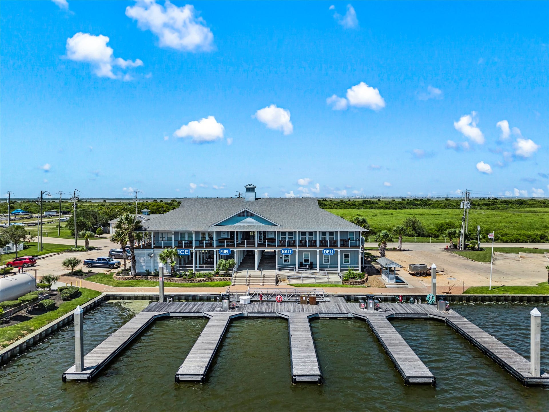 49 Shell Key, Hitchcock, TX 77563 Amenities available to residents include a full service marina with 180 aluminum truss floating slips accommodating vessels up to 125 feet, a two lane boat launch, fuel station with marine grade diesel and 93 octane gasoline, live bait system, and a ships store with deli and provisions.