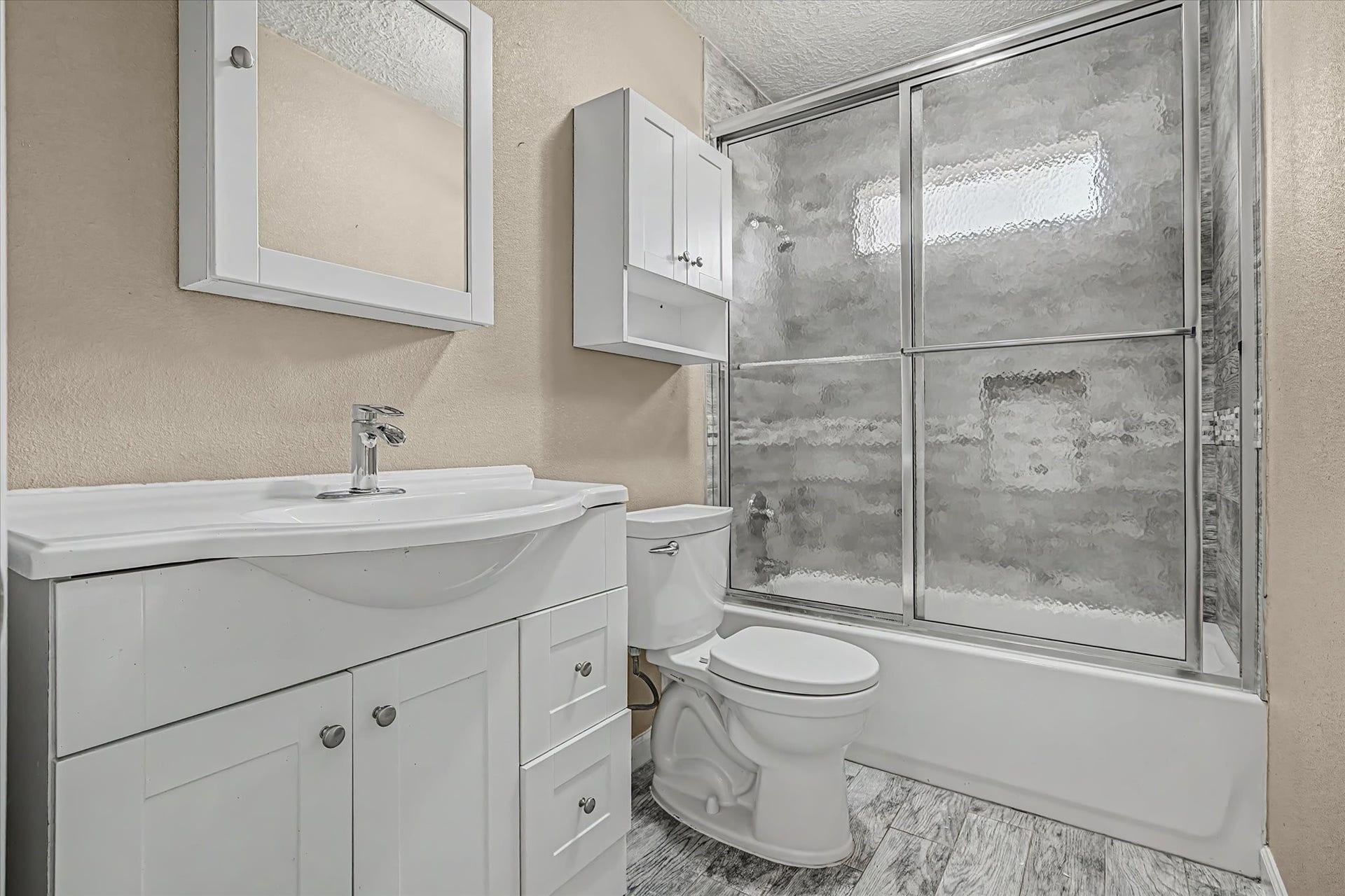 3084 County Road 855b Road, Alvin, TX 77511