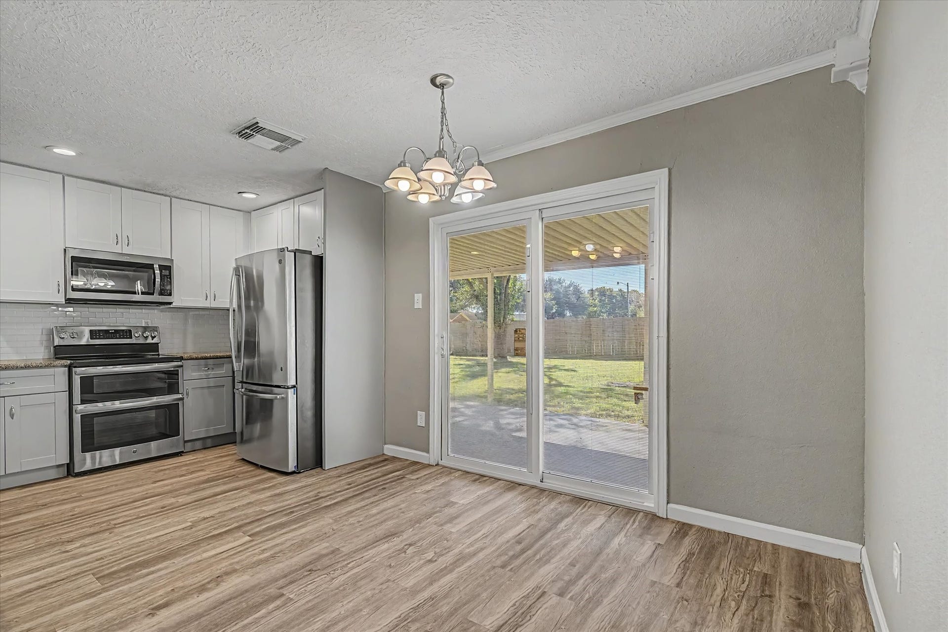 3084 County Road 855b Road, Alvin, TX 77511
