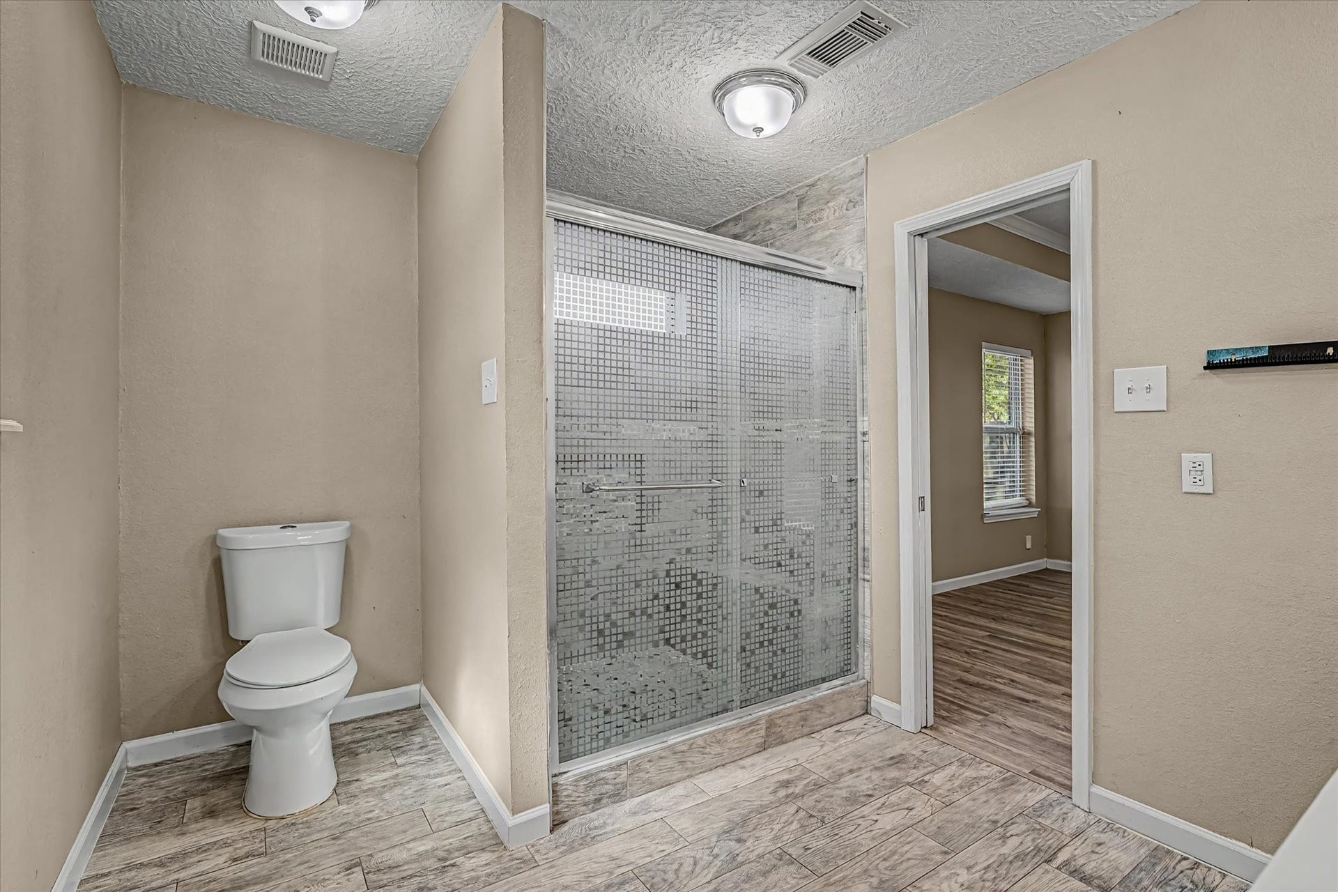 3084 County Road 855b Road, Alvin, TX 77511