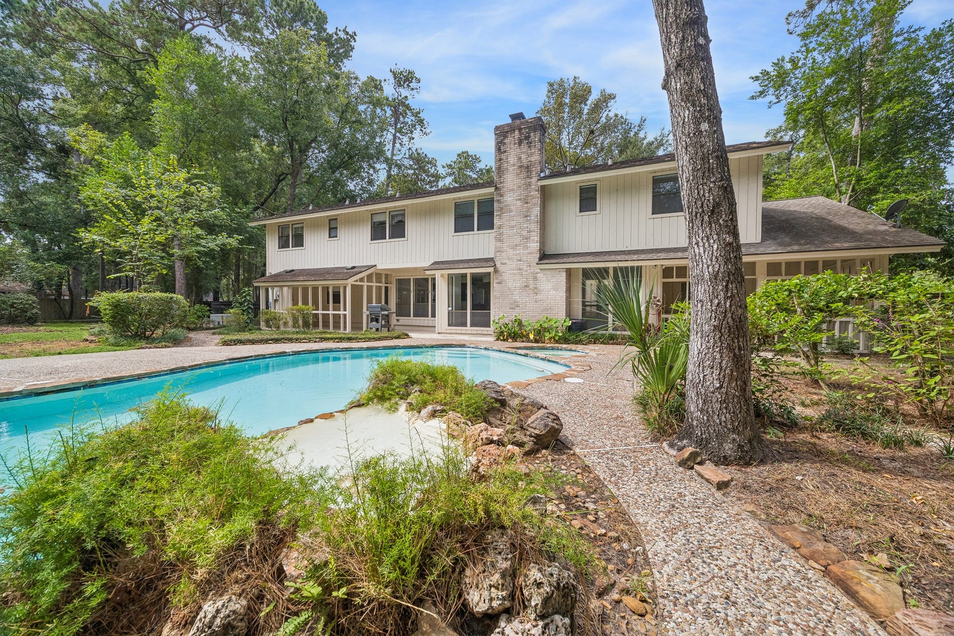 2310 Mill Lake Drive, Kingwood, TX 77339 2310 Mill Lake Drive, Kingwood, TX 77339