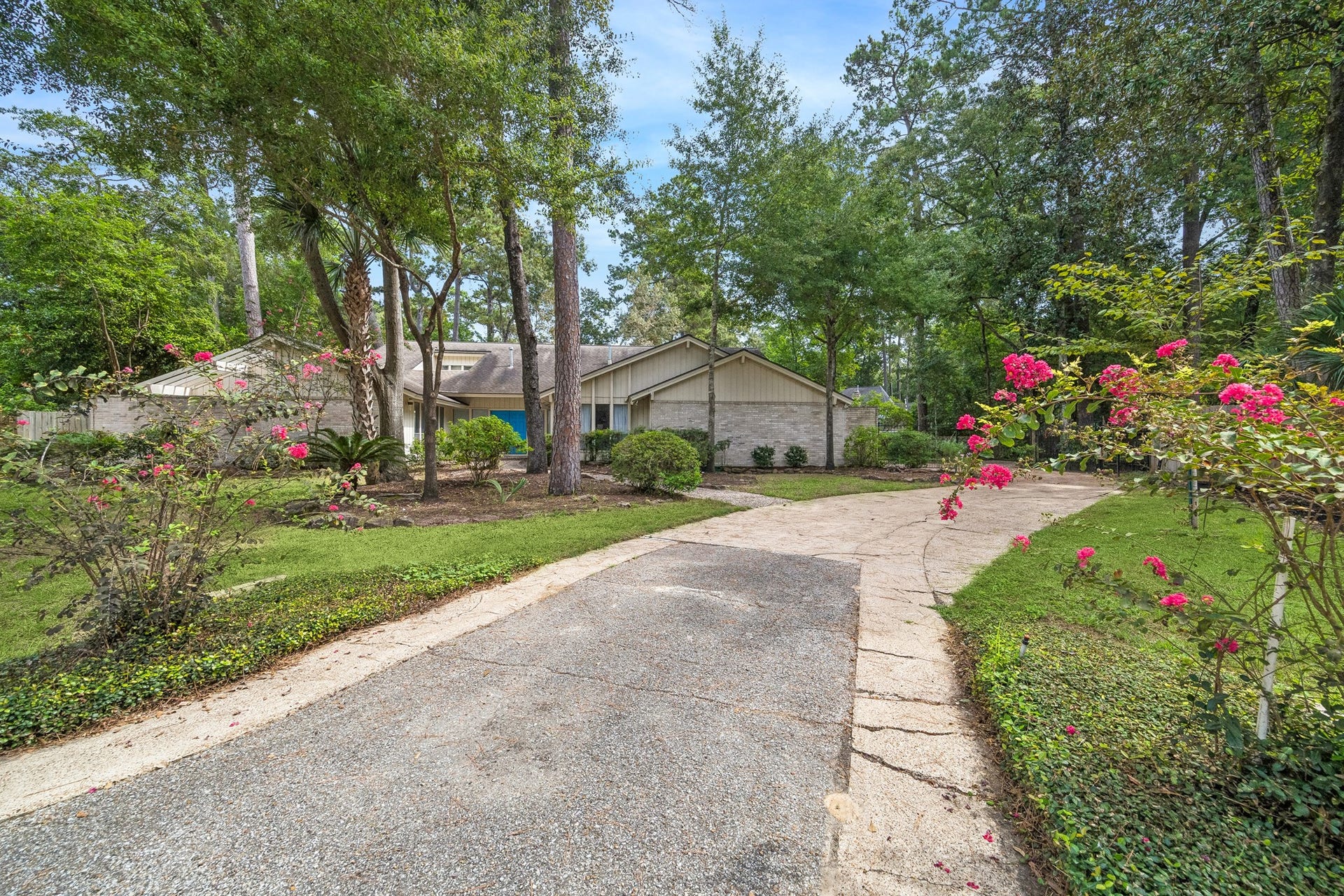 2310 Mill Lake Drive, Kingwood, TX 77339 2310 Mill Lake Drive, Kingwood, TX 77339