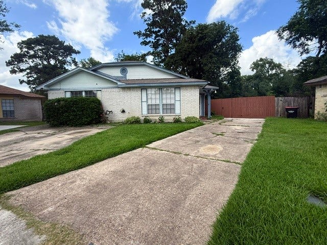 Property photo for 3121 Oak Rock Circle, Spring, TX