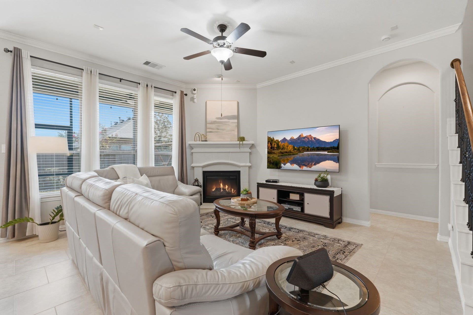 The bay of windows overlooks a screened in porch and your back yard.