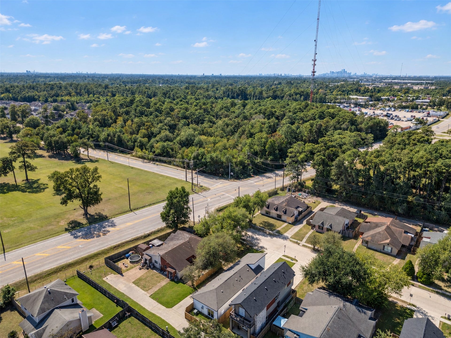 5606 HOLLOW PINES, Houston, TX 77049