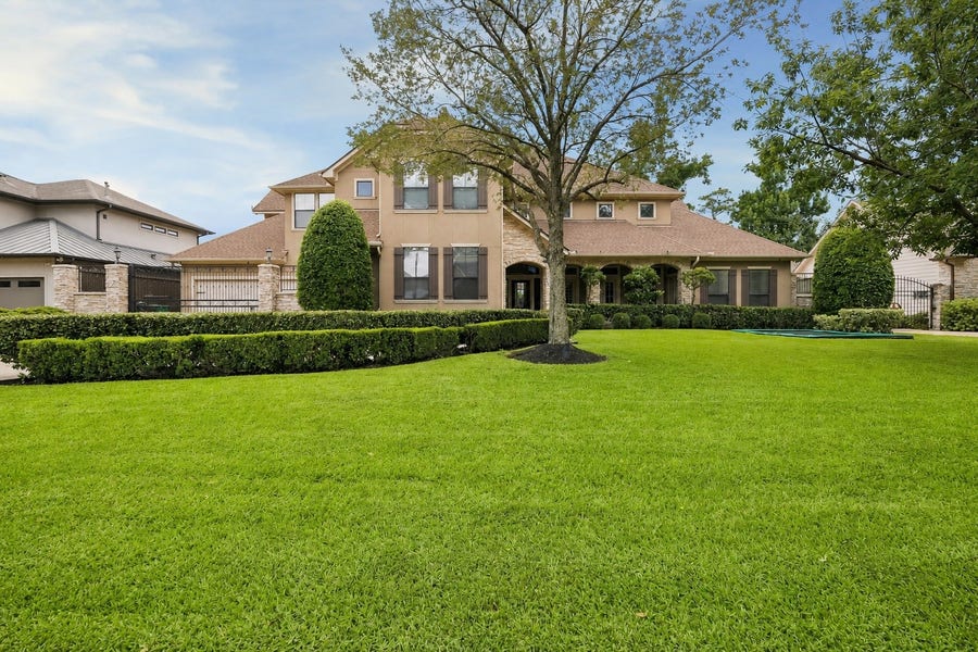 Property photo for 7827 Brykerwoods Drive, Houston, TX
