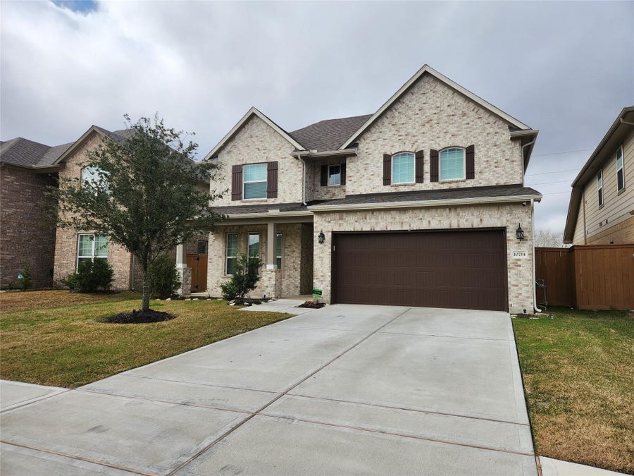 Property photo for 10714 Cliffs View Dr Drive, Rosharon, TX