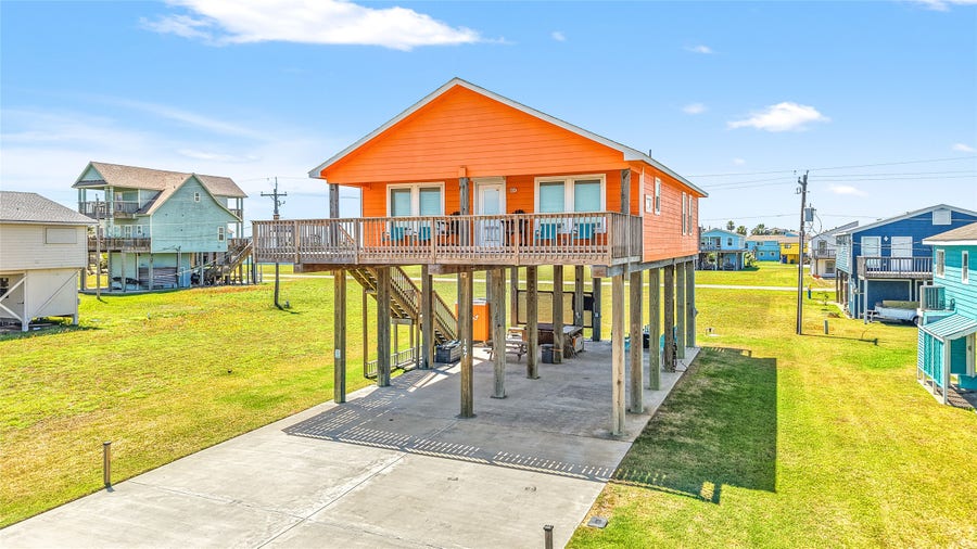 Property photo for 147 Pieces Of Eight, Freeport, TX