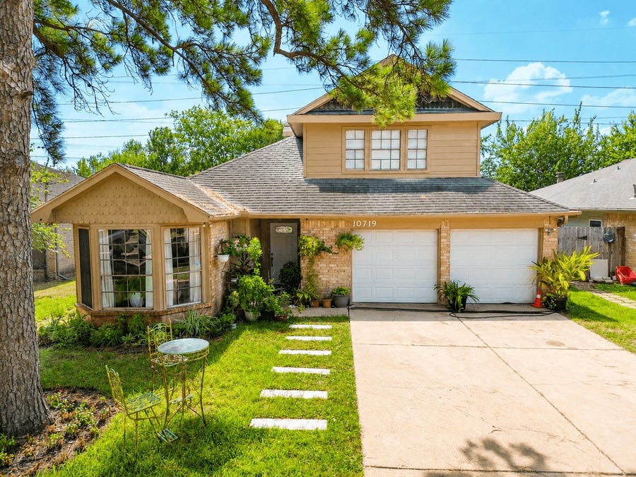 Property photo for 10719 Spring Harvest Drive, Houston, TX