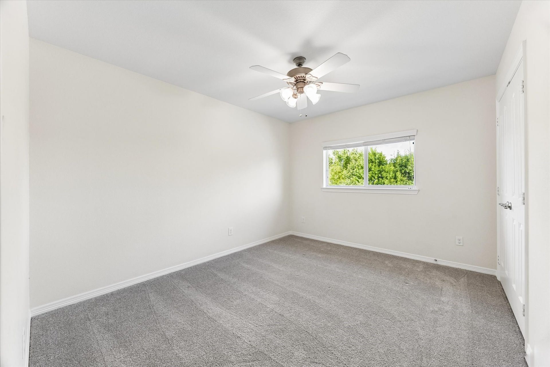 10942 Chazenwood Drive, Houston, TX 77064