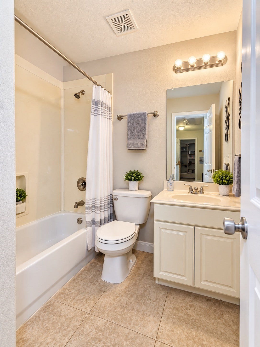 3 BATHROOM