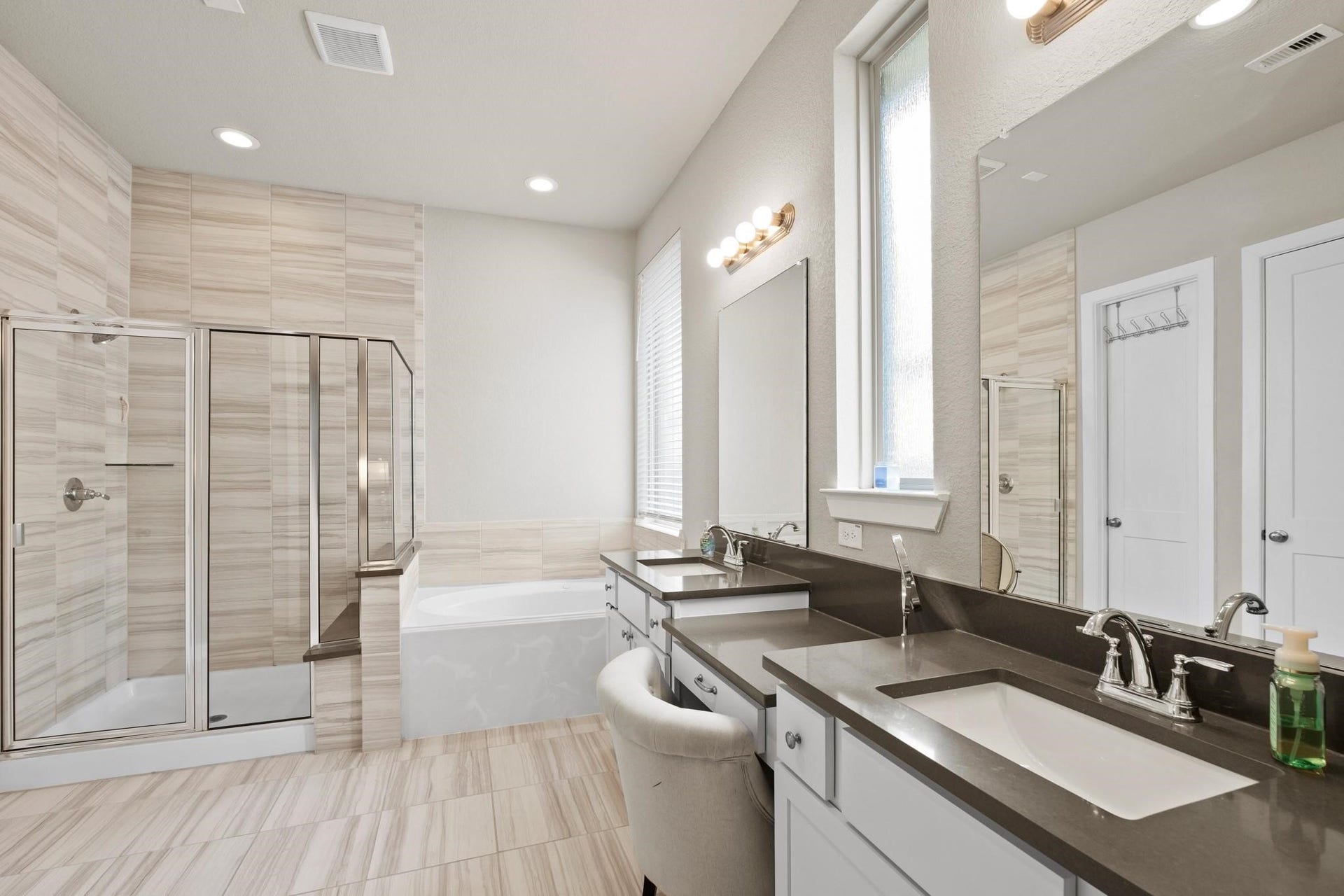 12431 Palo Acebo Lane, Humble, TX 77346 Primary Bath