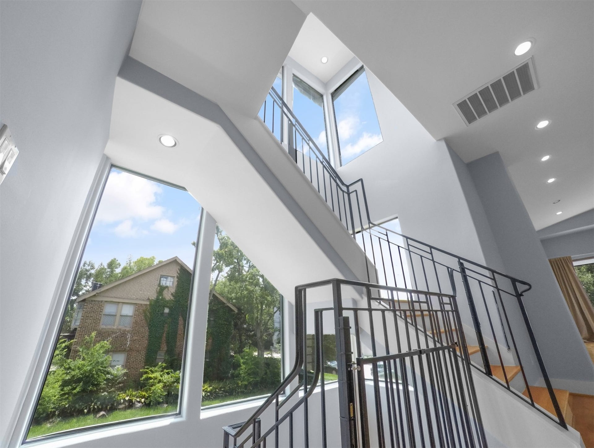 2315 Park Street, Houston, TX 77019 2315 Park Street, Houston, TX 77019
