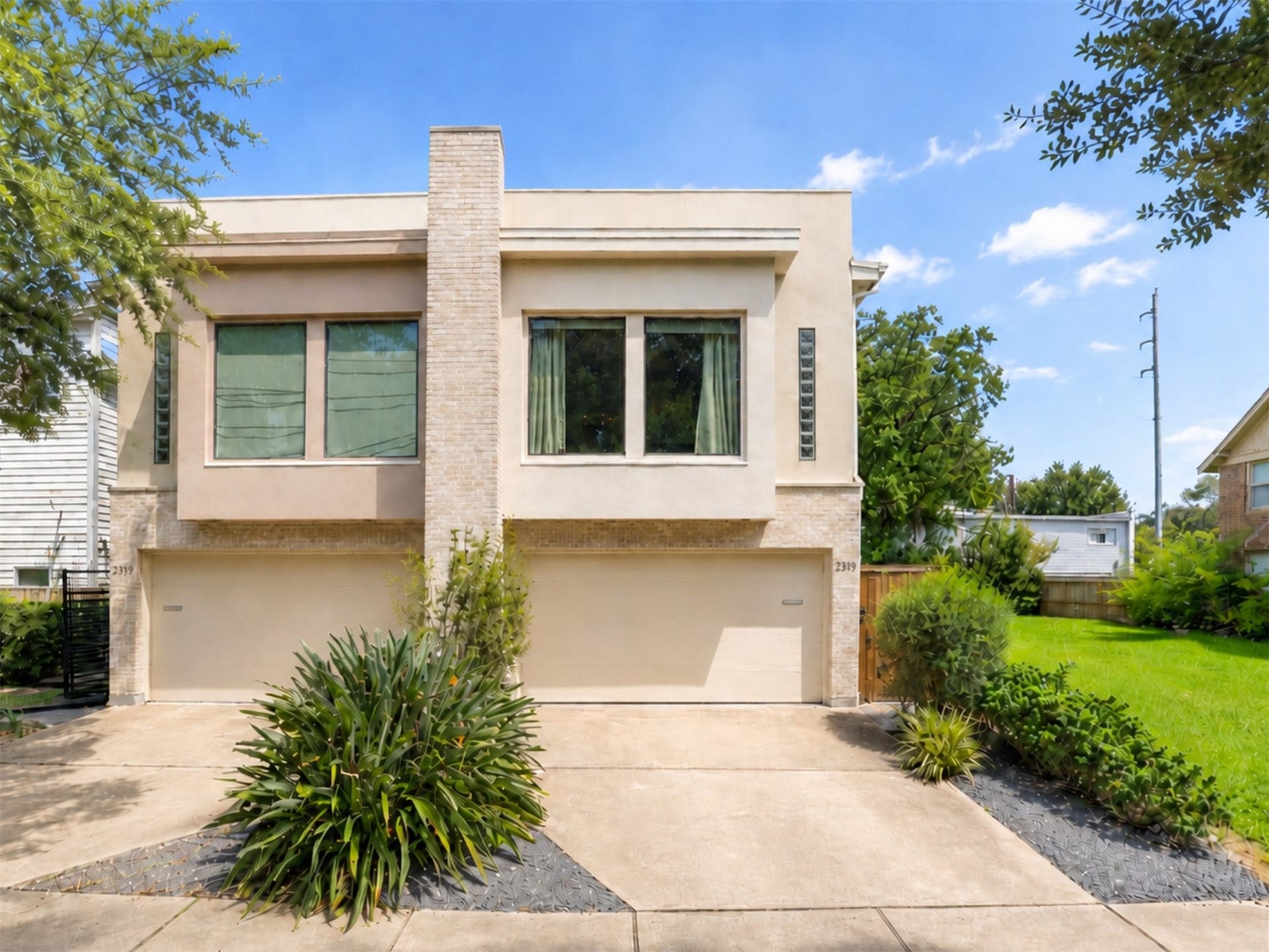 2315 Park Street, Houston, TX 77019 2315 Park Street, Houston, TX 77019
