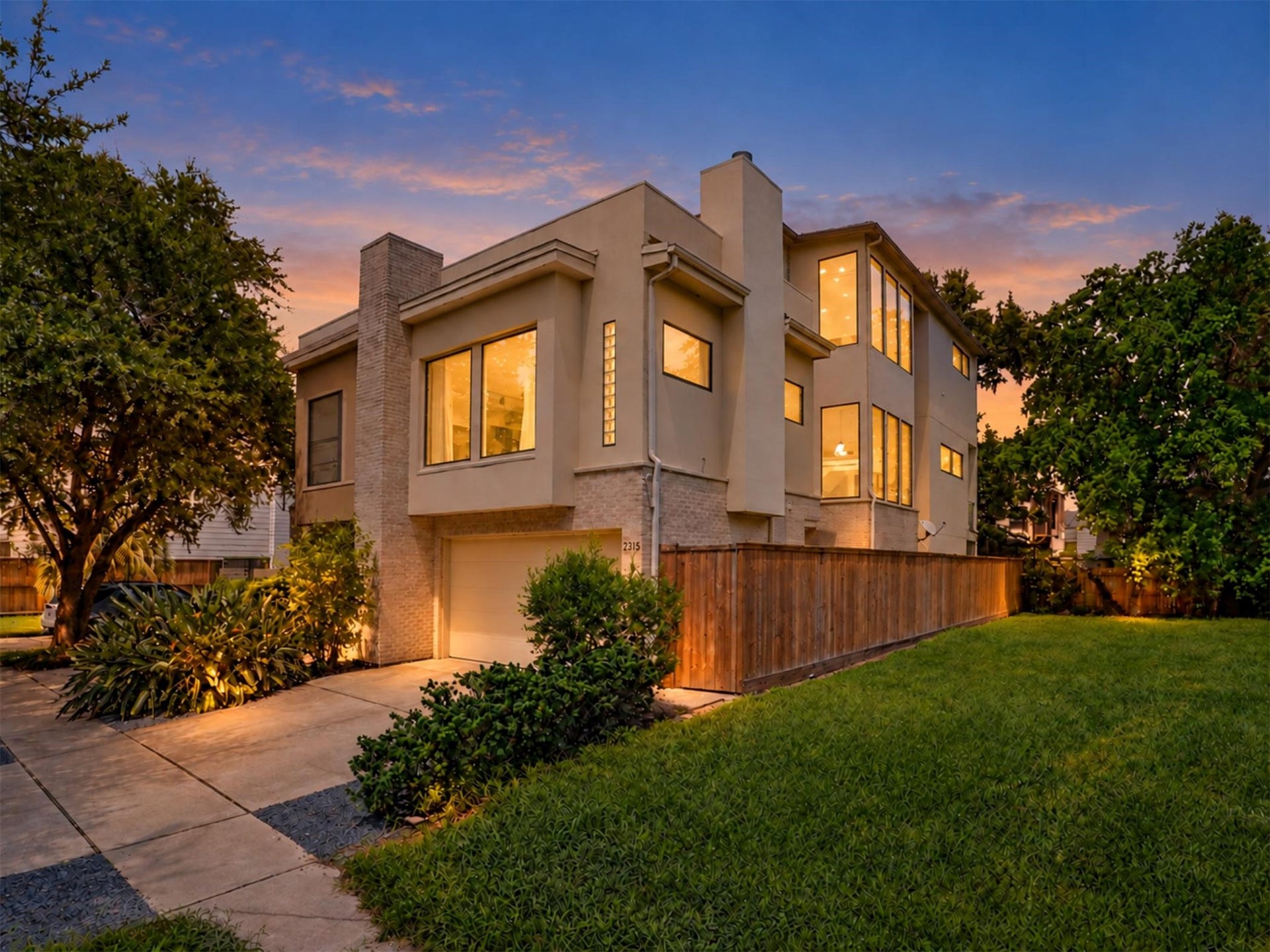 2315 Park Street, Houston, TX 77019 2315 Park Street, Houston, TX 77019