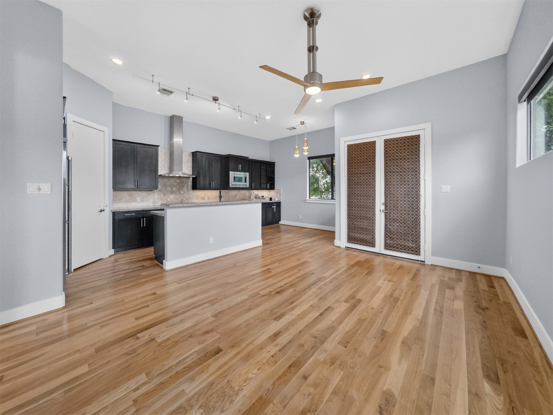 2315 Park Street, Houston, TX 77019 2315 Park Street, Houston, TX 77019