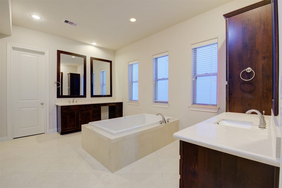 Property photo for 9627 Fannin Station W, Houston, TX