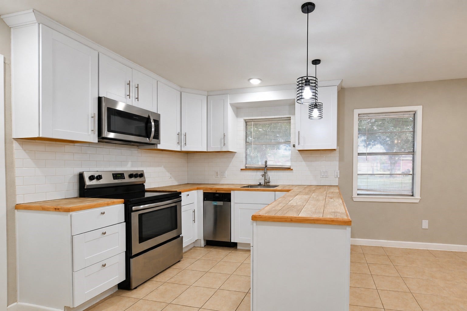 102 S Noble Road, Texas City, TX 77591 102 S Noble Road, Texas City, TX 77591