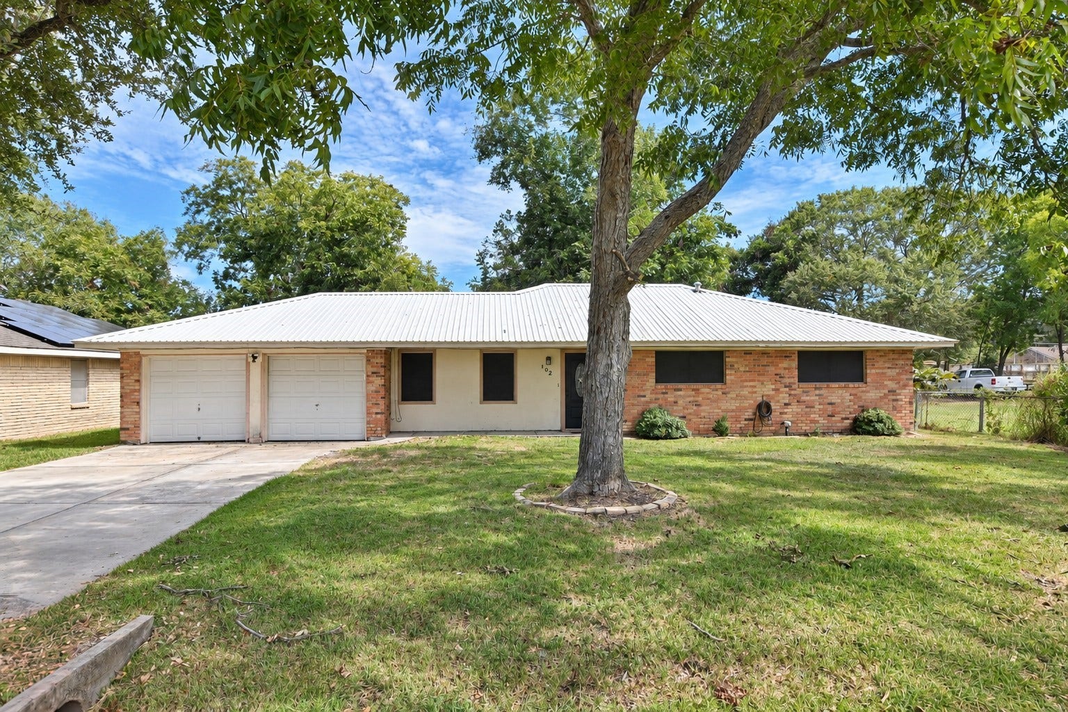 102 S Noble Road, Texas City, TX 77591 102 S Noble Road, Texas City, TX 77591
