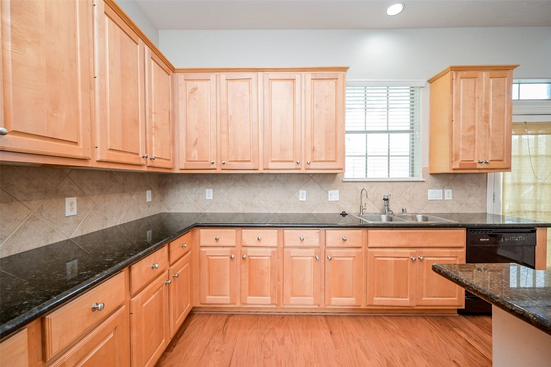 7933 Telluride Drive, Houston, TX 77040 7933 Telluride Drive, Houston, TX 77040