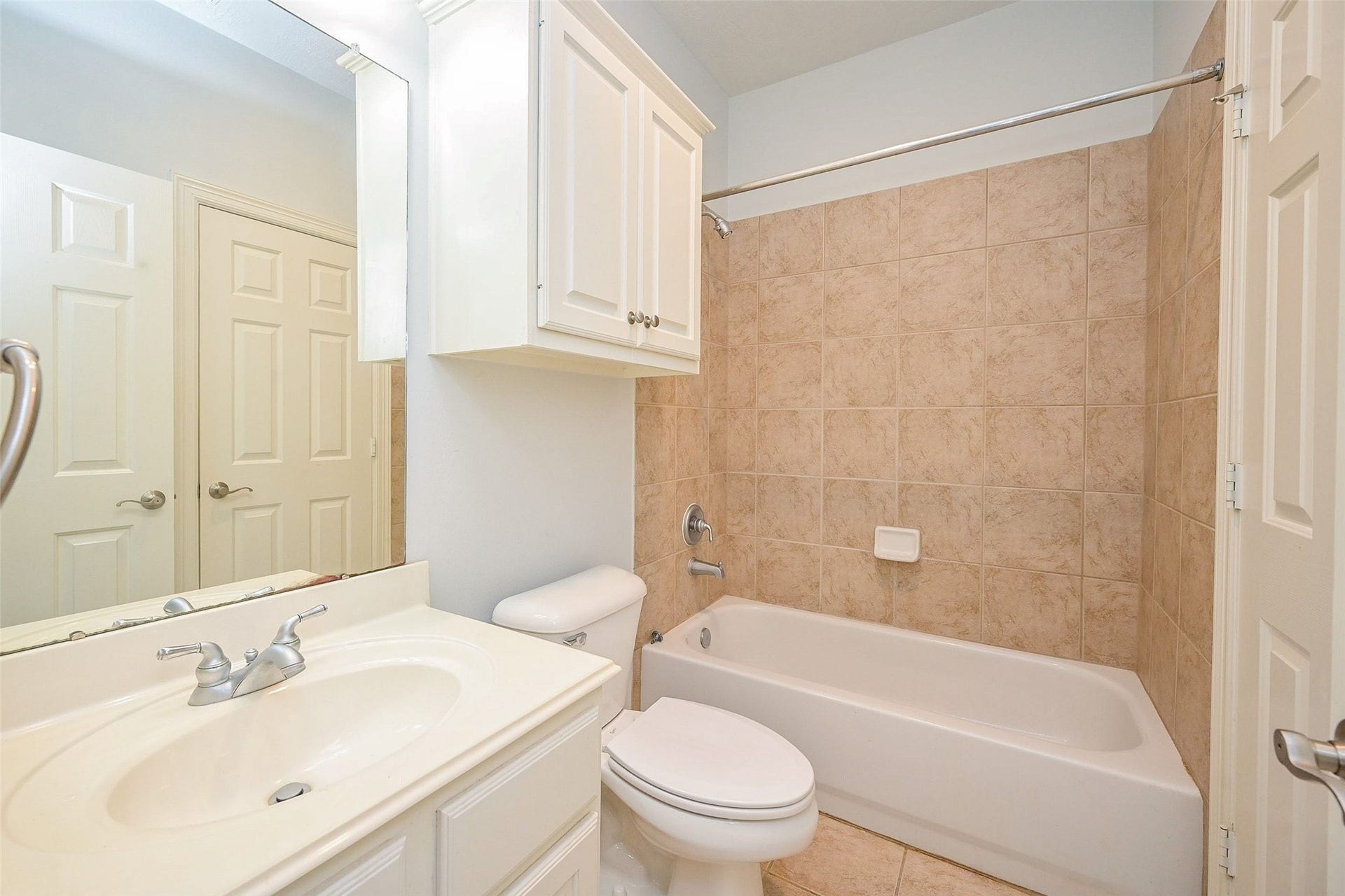 7933 Telluride Drive, Houston, TX 77040 7933 Telluride Drive, Houston, TX 77040