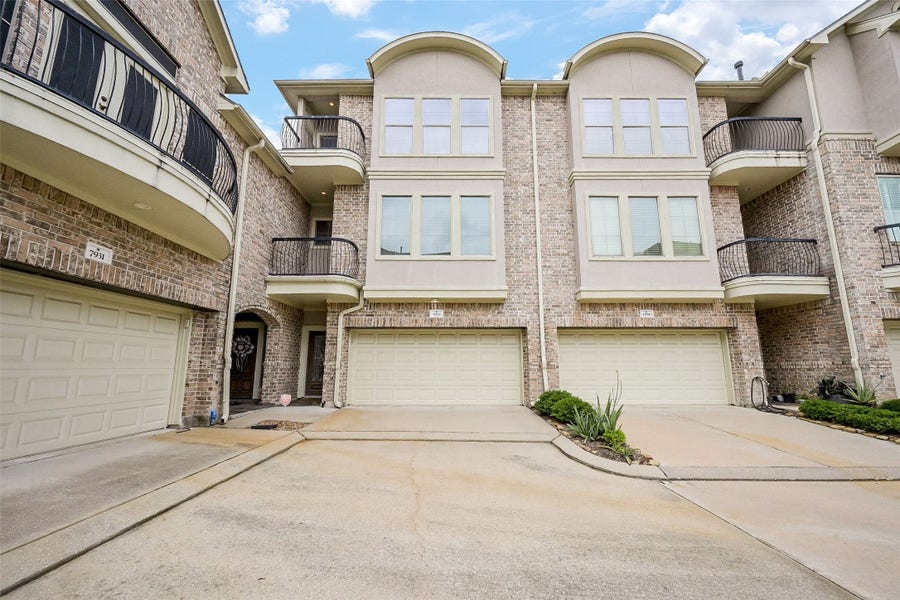 Property photo for 7933 Telluride Drive, Houston, TX