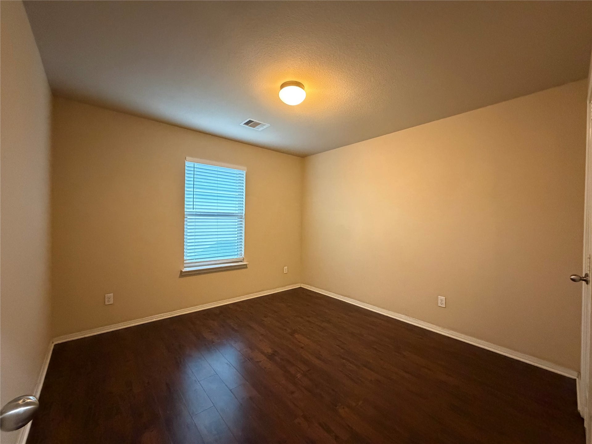 2810 Seabold Drive, Missouri City, TX 77459 Guest bedroom 1