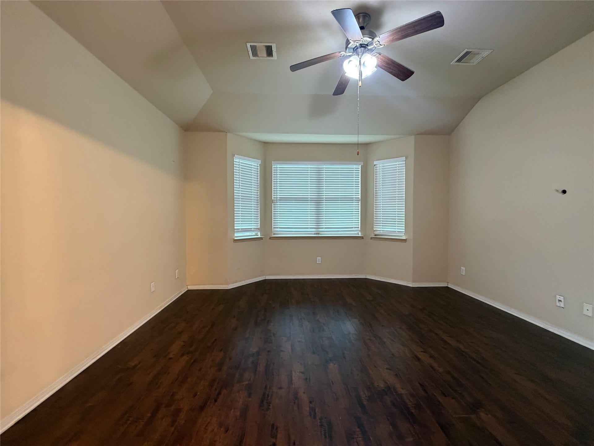2810 Seabold Drive, Missouri City, TX 77459 master bedroom downstairs