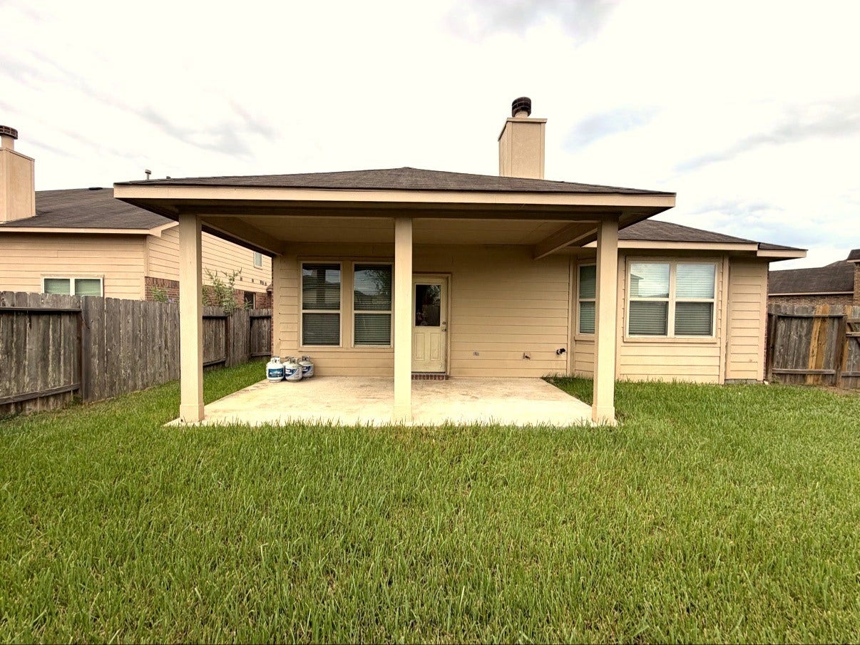 2810 Seabold Drive, Missouri City, TX 77459 Backyard w/large patio