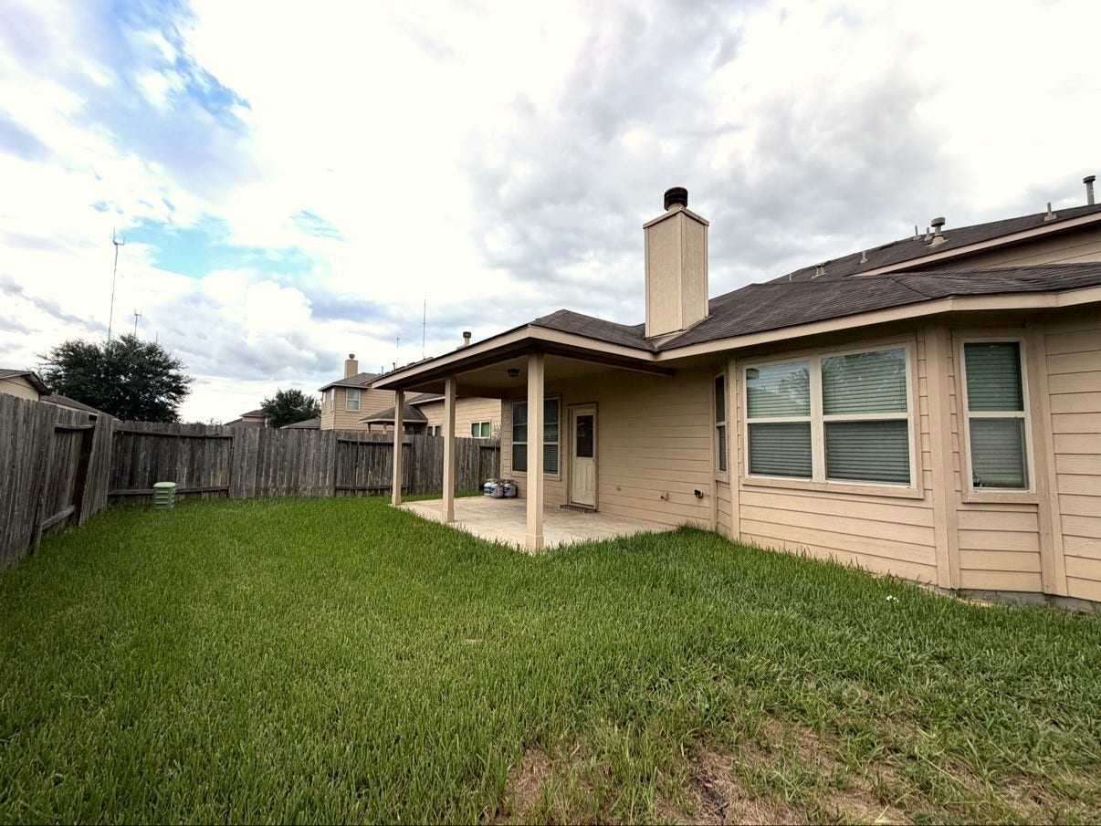 2810 Seabold Drive, Missouri City, TX 77459 Good size backyard