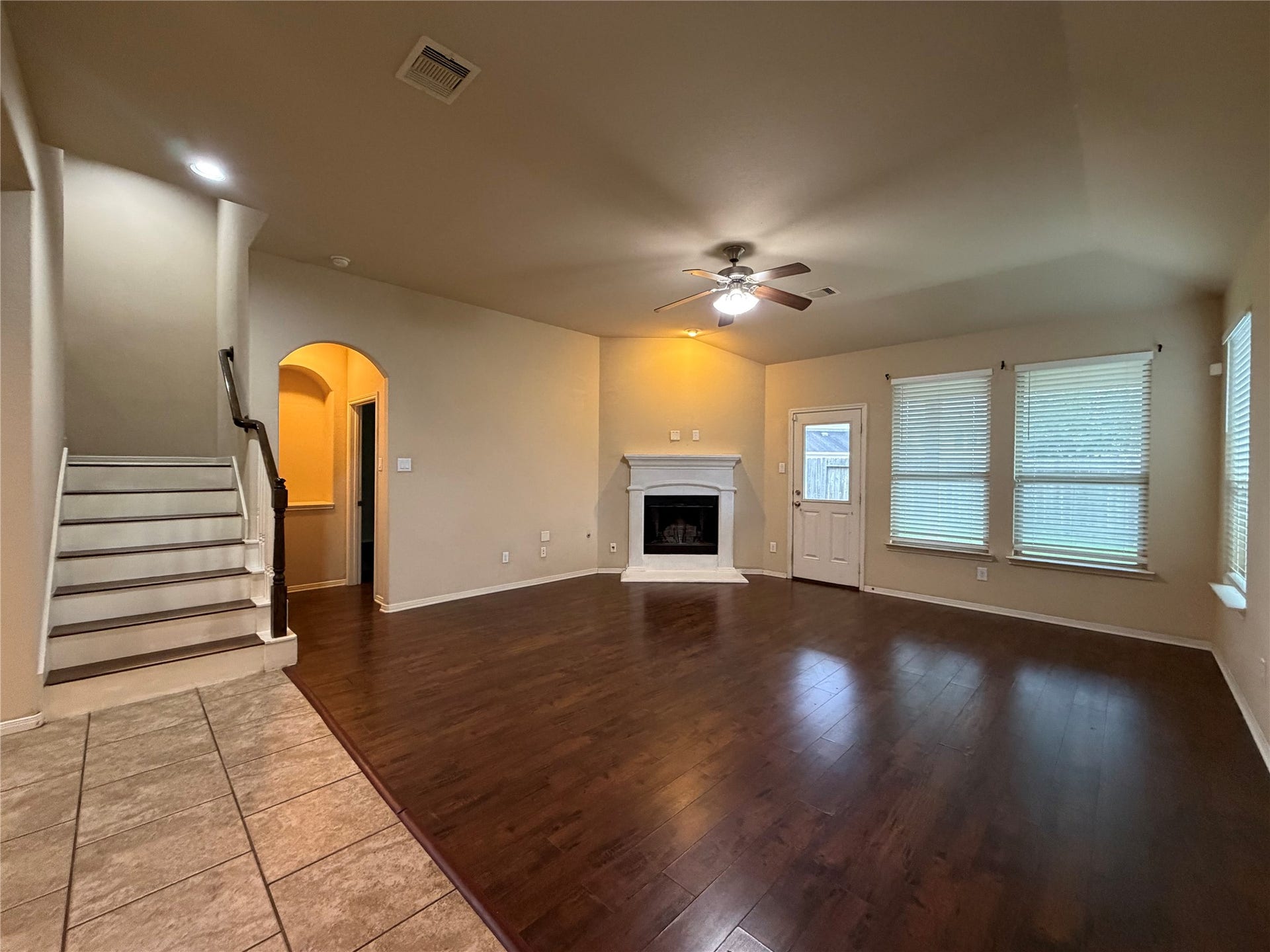 2810 Seabold Drive, Missouri City, TX 77459 Family room
