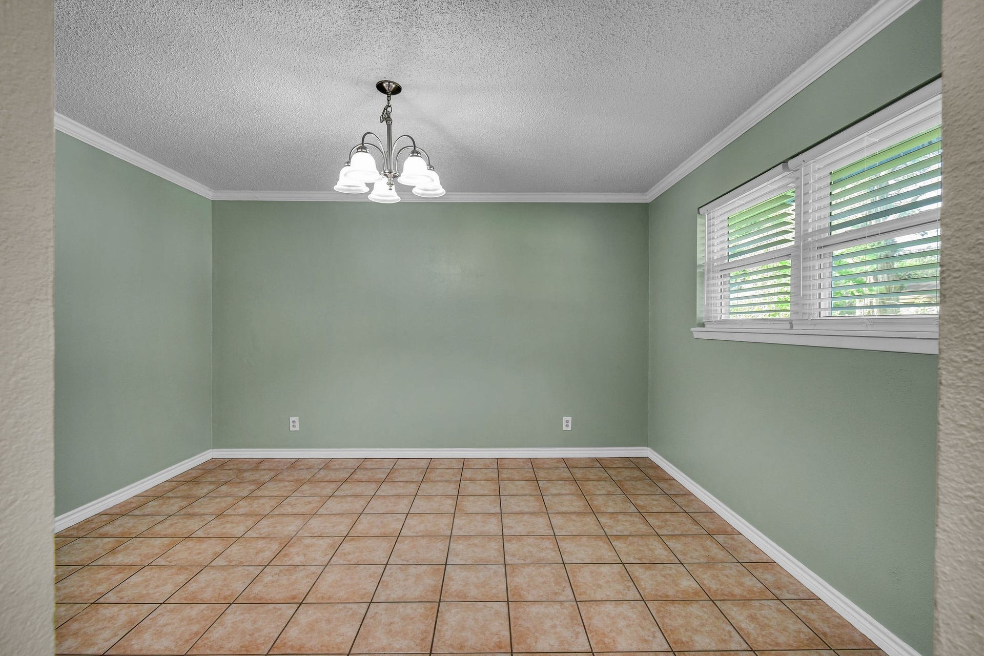 152 Cannon Street, Clute, TX 77531 152 Cannon Street, Clute, TX 77531