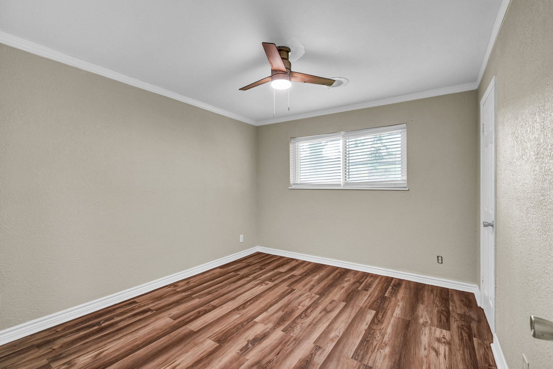 152 Cannon Street, Clute, TX 77531 152 Cannon Street, Clute, TX 77531