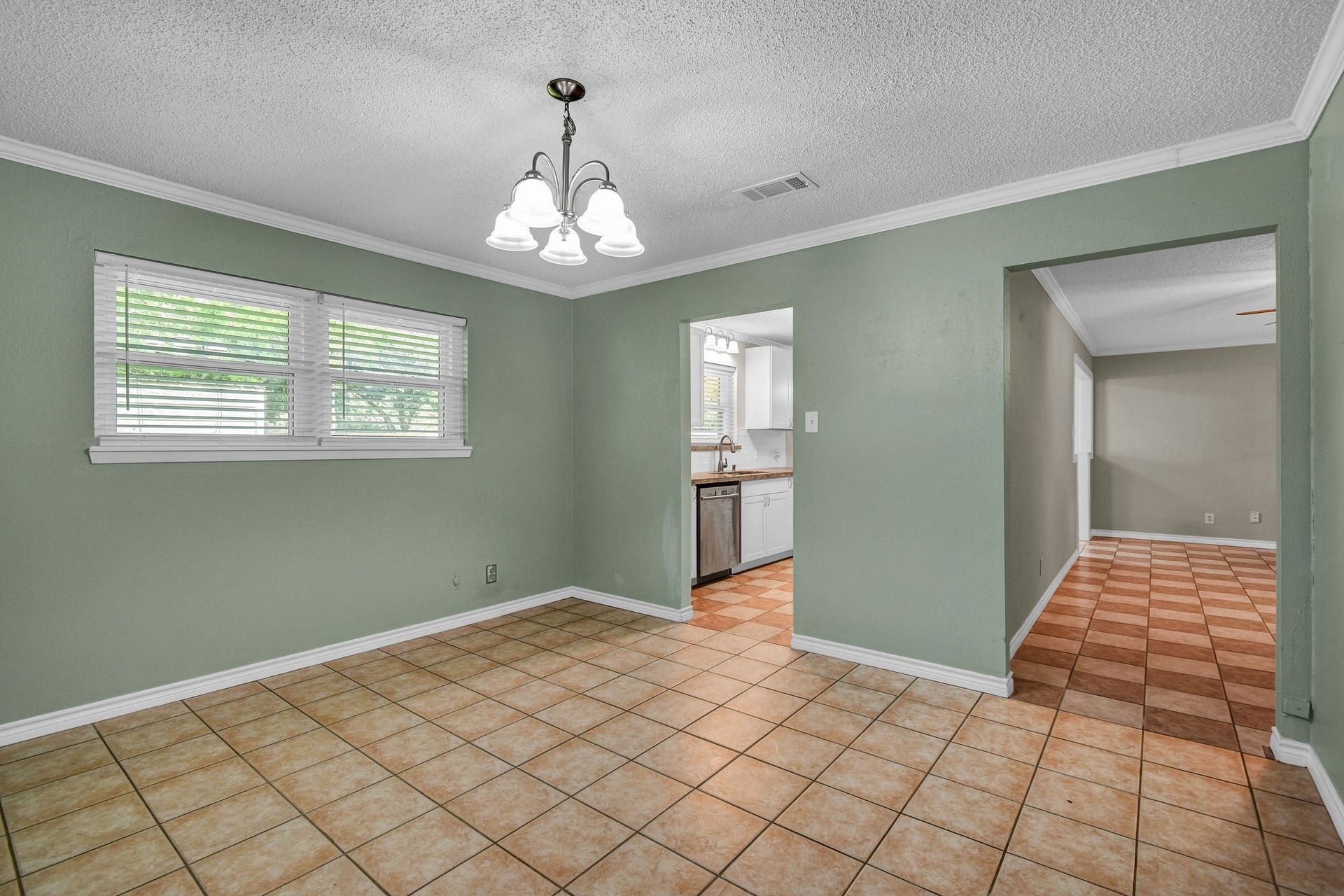 152 Cannon Street, Clute, TX 77531 152 Cannon Street, Clute, TX 77531