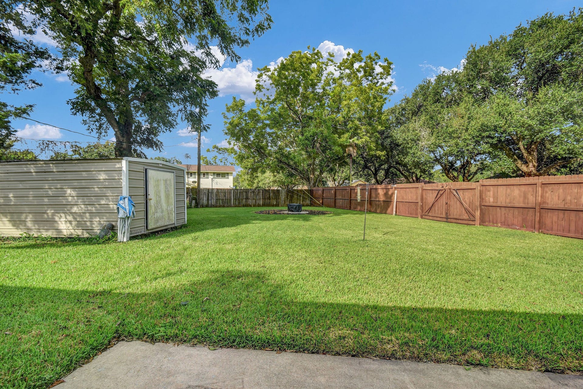 152 Cannon Street, Clute, TX 77531 152 Cannon Street, Clute, TX 77531