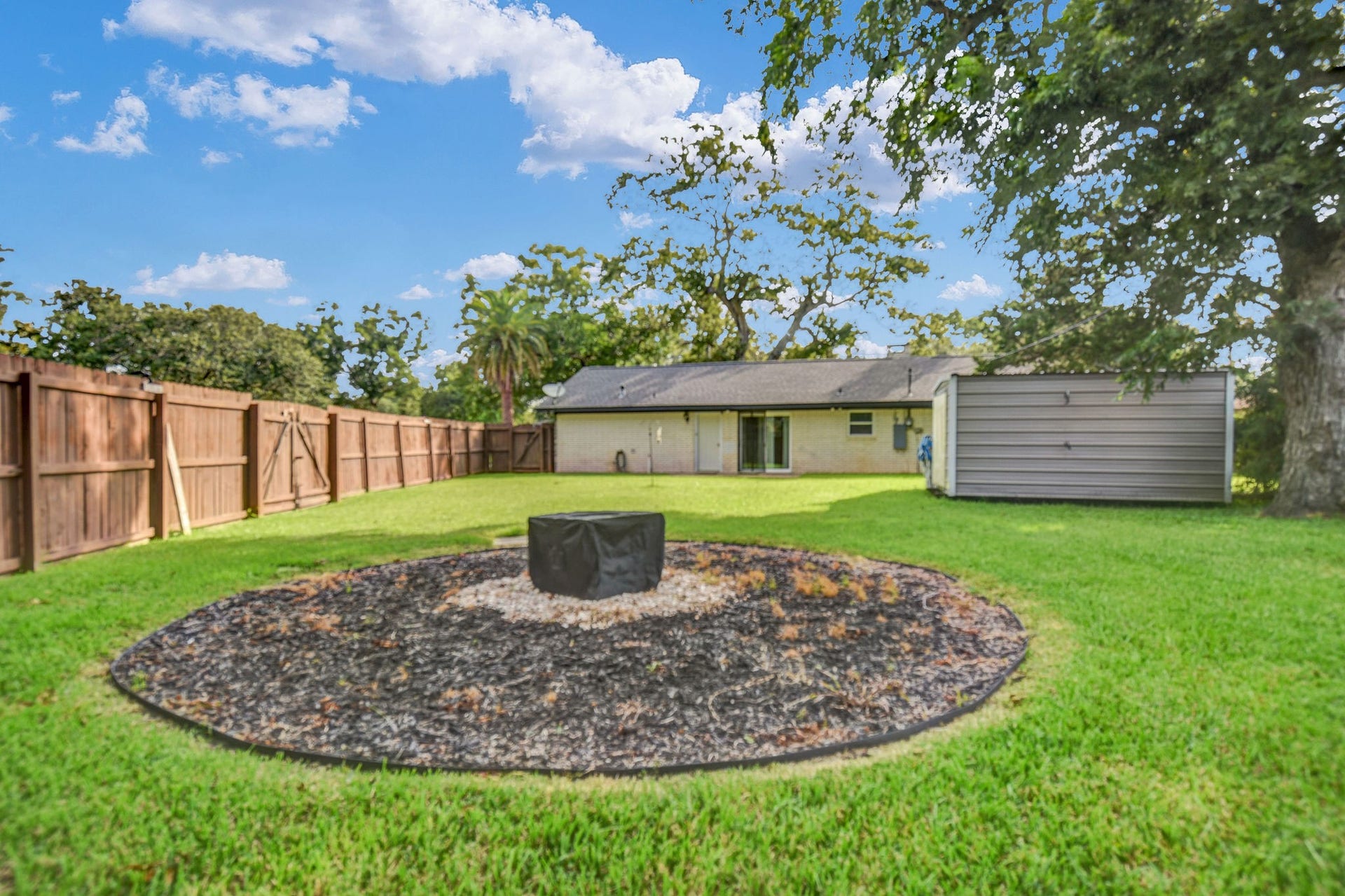 152 Cannon Street, Clute, TX 77531 152 Cannon Street, Clute, TX 77531