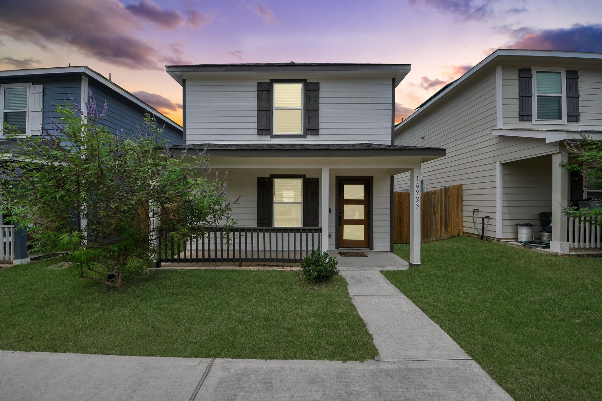 16923 Marie Village Drive, Conroe, TX 77306