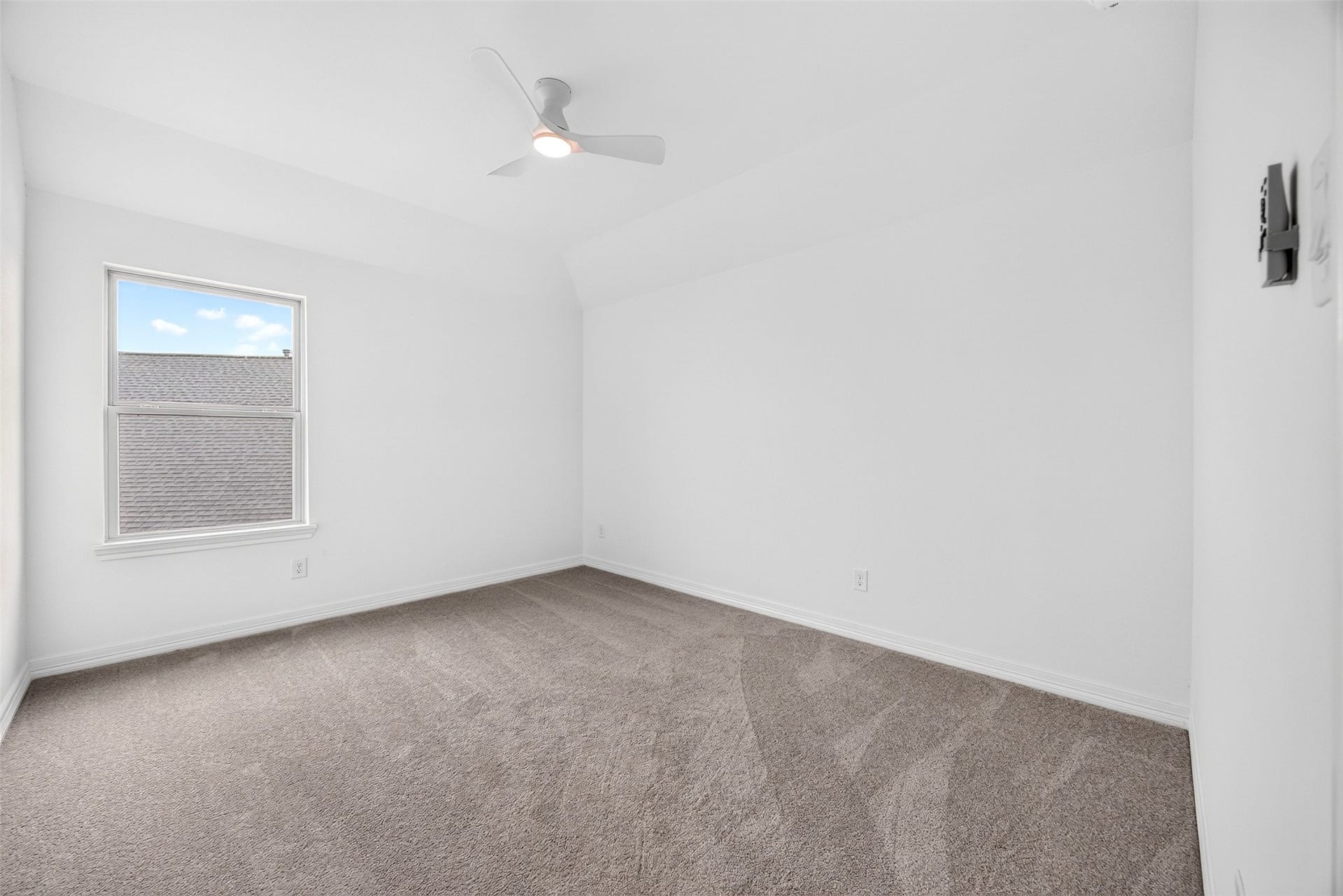 27539 Aster Green, Katy, TX 77493 4th bedroom