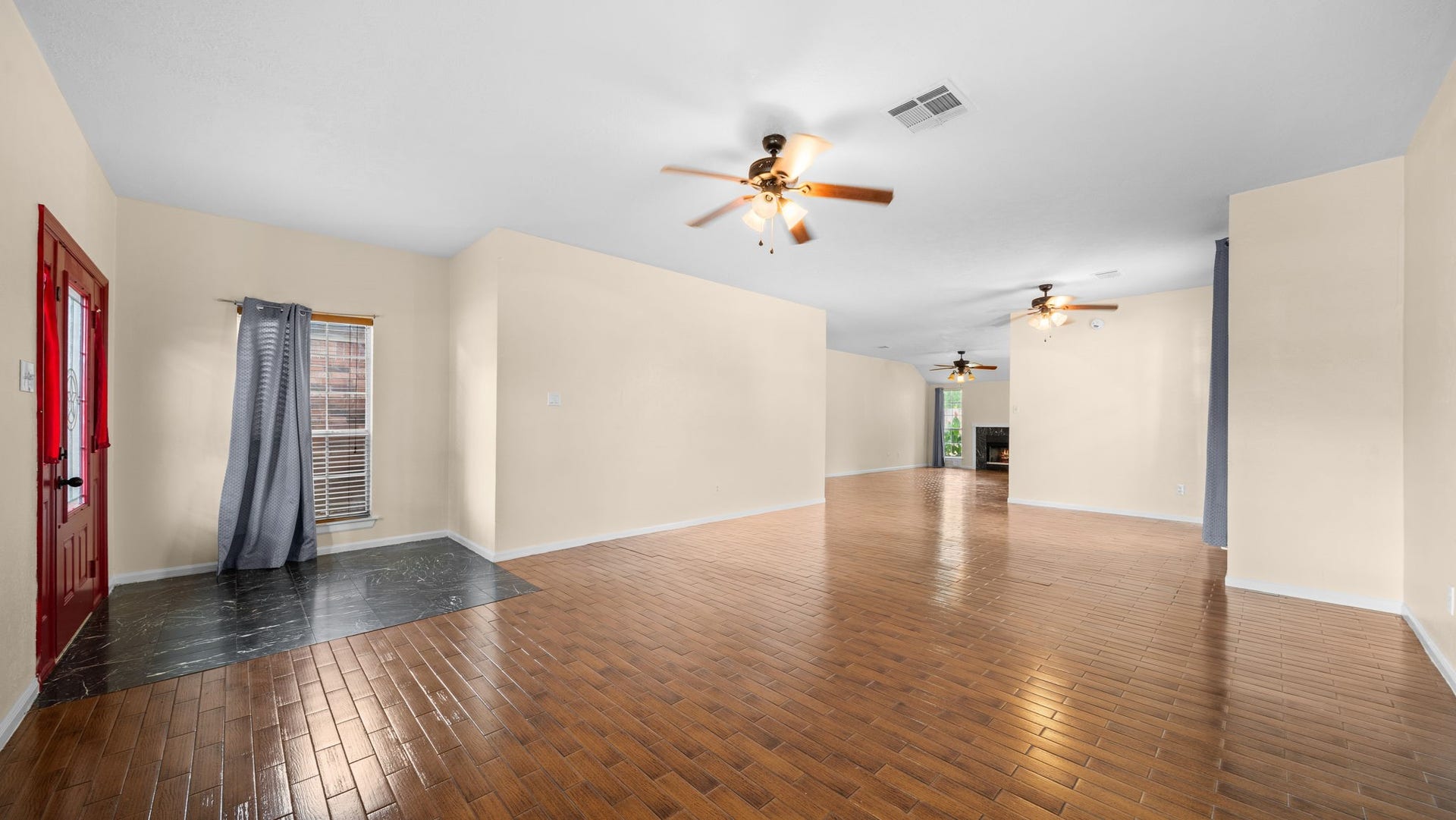 7035 Redwood Falls Drive, Pasadena, TX 77505 7035 Redwood Falls Drive, Pasadena, TX 77505