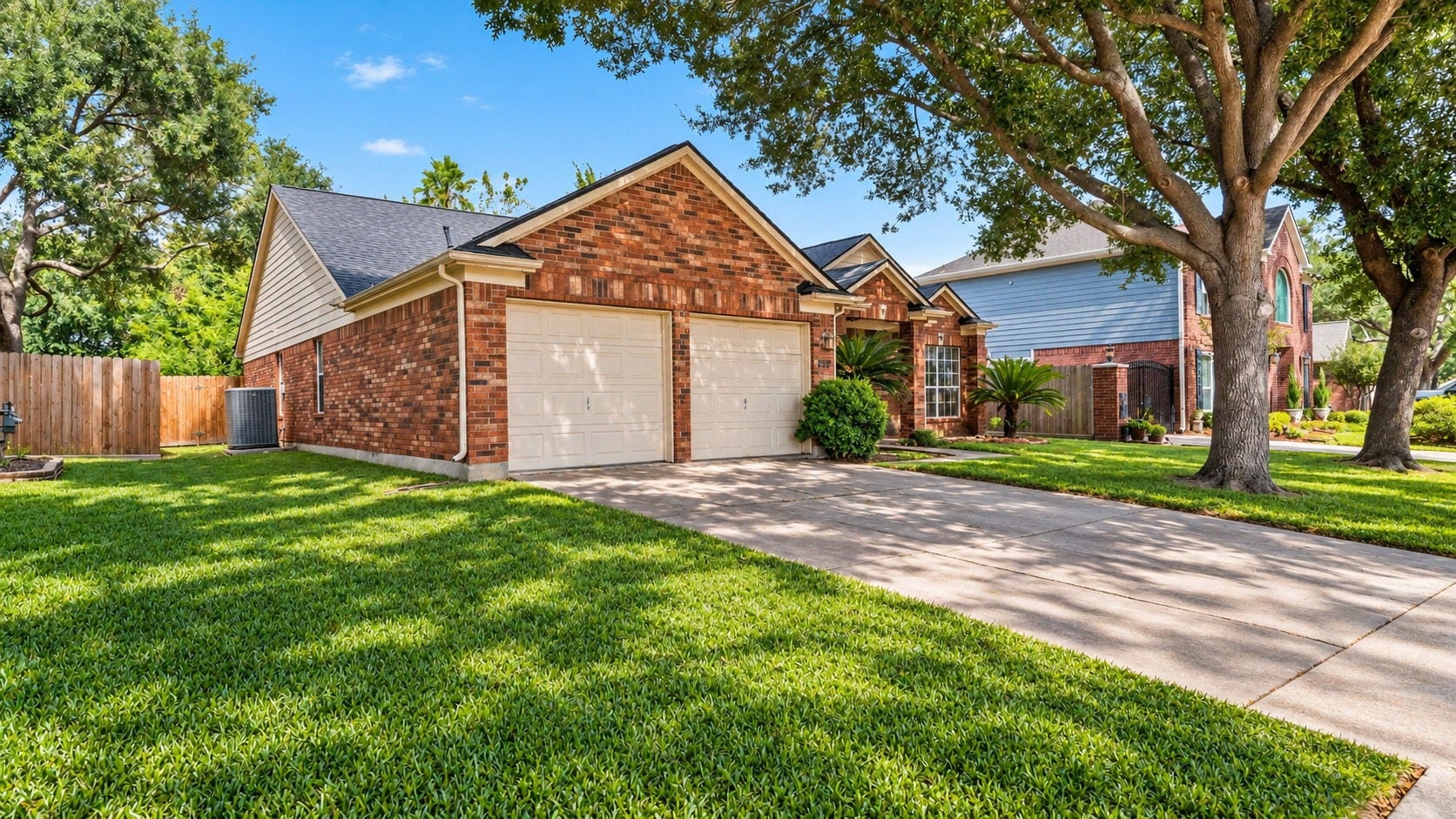 7035 Redwood Falls Drive, Pasadena, TX 77505 7035 Redwood Falls Drive, Pasadena, TX 77505