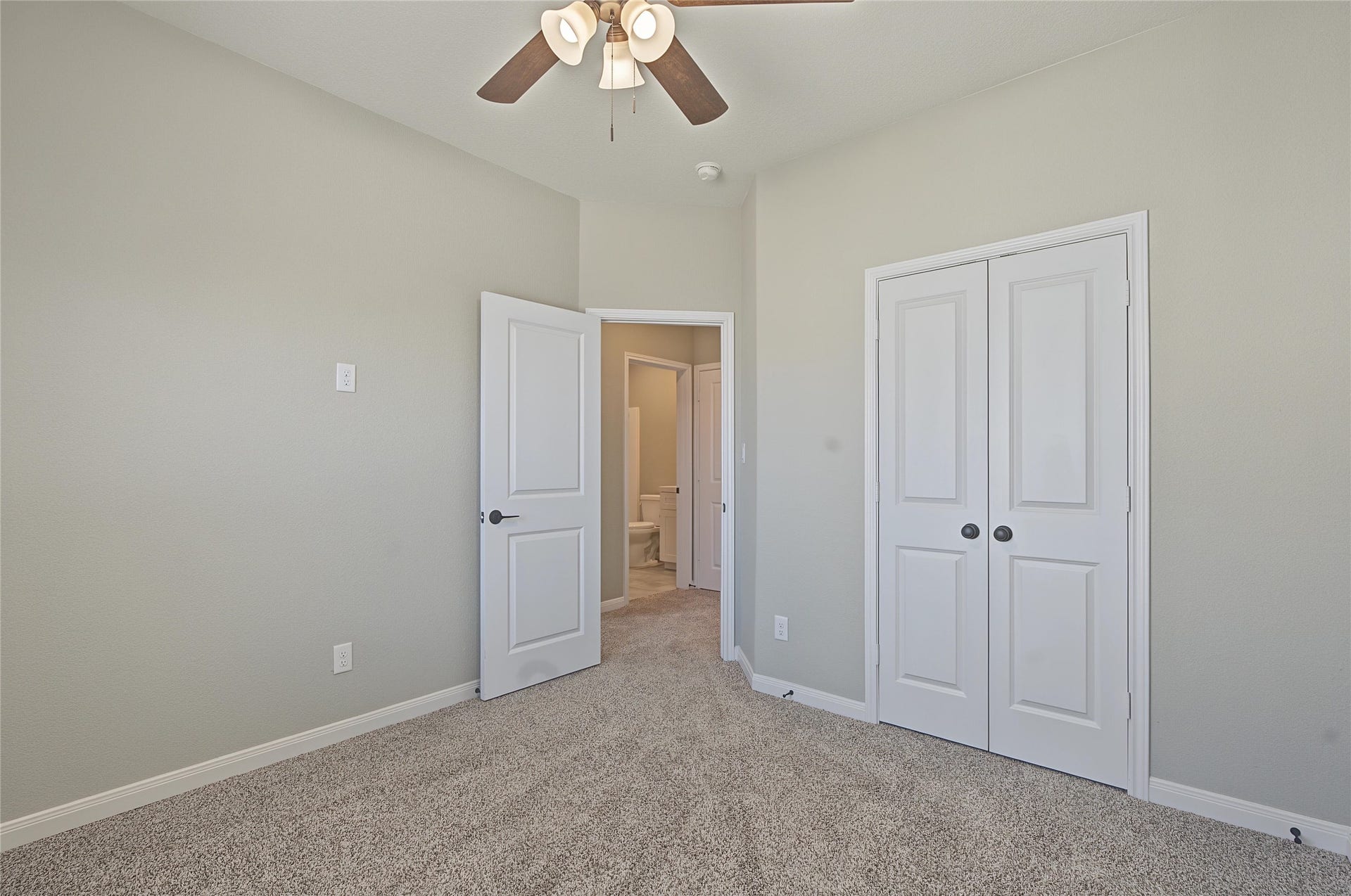 14010 Longstreet Road W, #2C, Willis, TX 77318 14010 Longstreet Road W, #2C, Willis, TX 77318