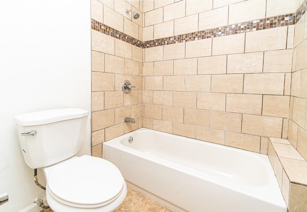 15810 Juneau Lane, Jersey Village, TX 77040 15810 Juneau Lane, Jersey Village, TX 77040