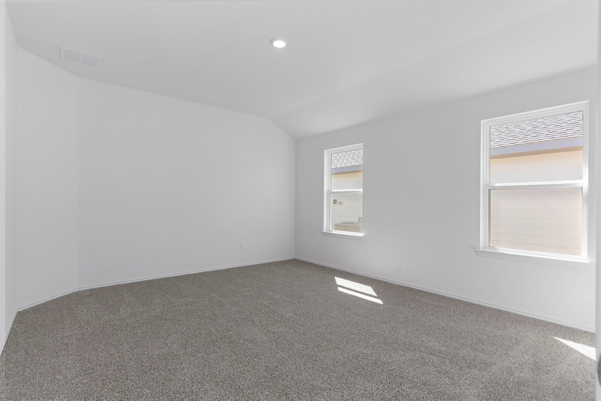 *Images and 3D tour are for illustration only and options may vary from home as built.