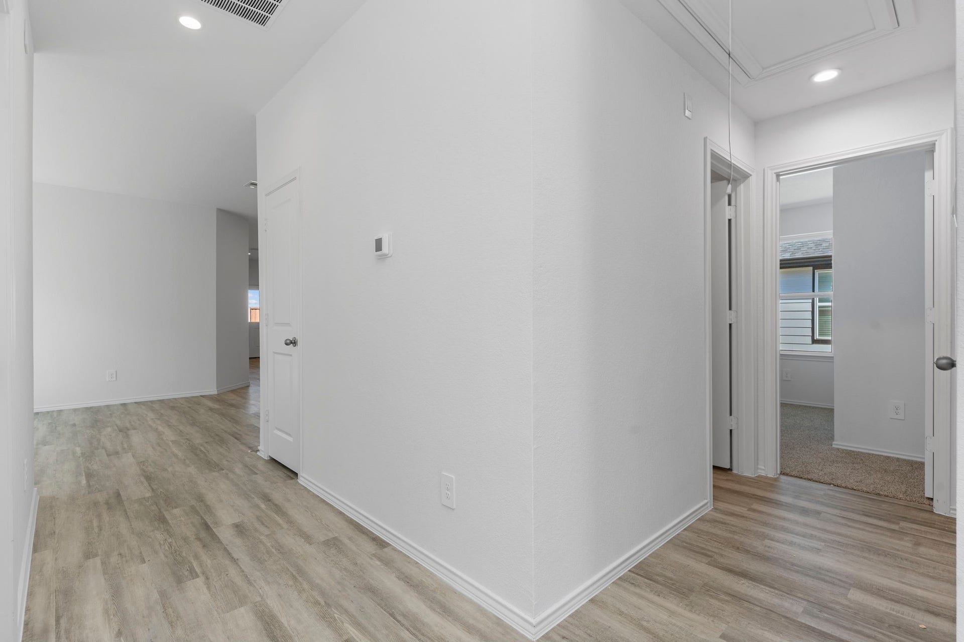 *Images and 3D tour are for illustration only and options may vary from home as built.