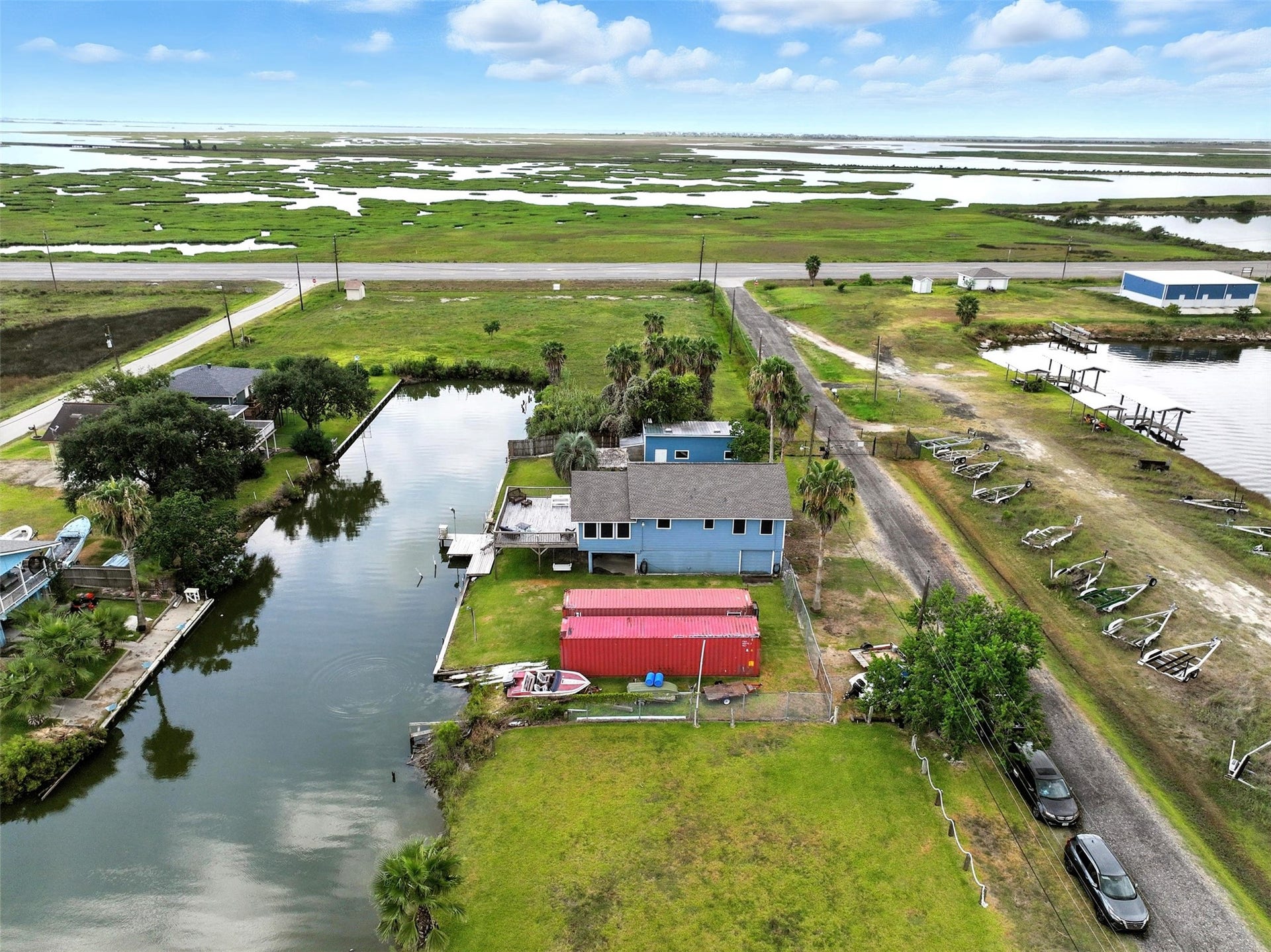 7215 Beau Rue Street, Hitchcock, TX 77563 Ready to fish, kayak, paddleboard, swim, or boat?