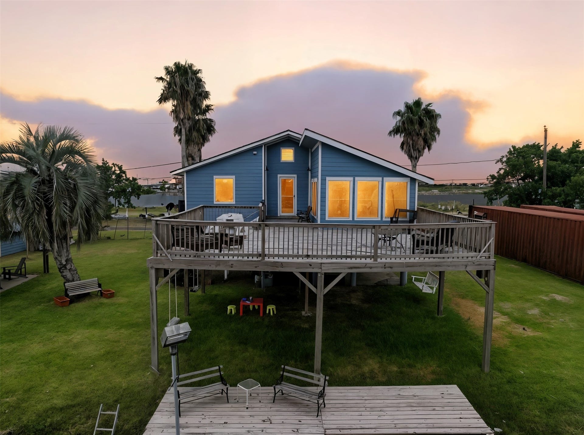 7215 Beau Rue Street, Hitchcock, TX 77563 sunrise or sunset, the views are incredible from this property