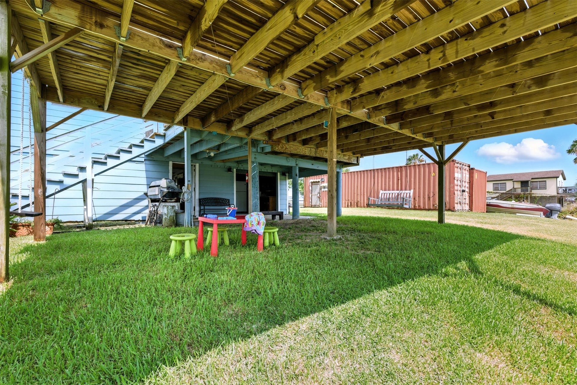 7215 Beau Rue Street, Hitchcock, TX 77563 Plenty of green spaces on 3 lots