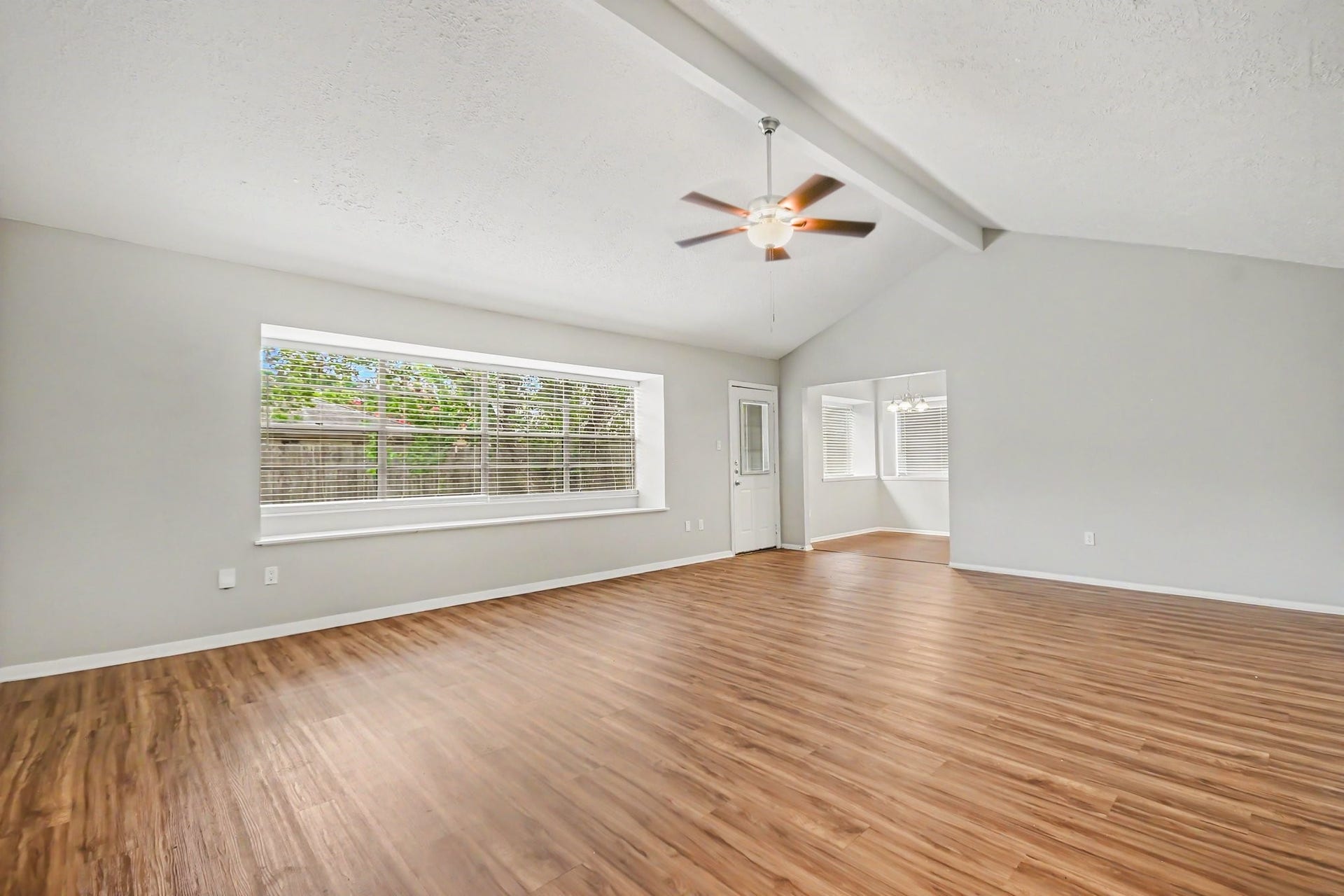 16215 Barcelona Drive, Friendswood, TX 77546 16215 Barcelona Drive, Friendswood, TX 77546