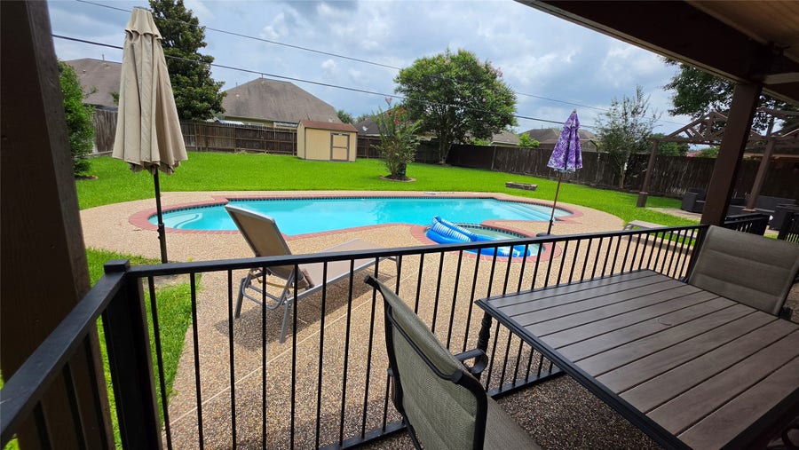 Property photo for 23510 Stratsborough Drive, Katy, TX